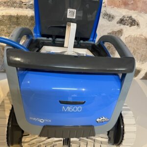 Poolreiniger Dolphin M 600